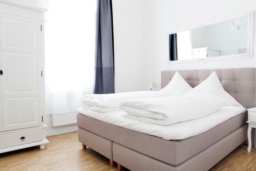 Sc 03 By Rockchair Apartments L Superhost Status L 2 Bedrooms Boxspringbeds Balcony Elevator - Cozy Family & Business Flair Welcomes You! Berlino Esterno foto